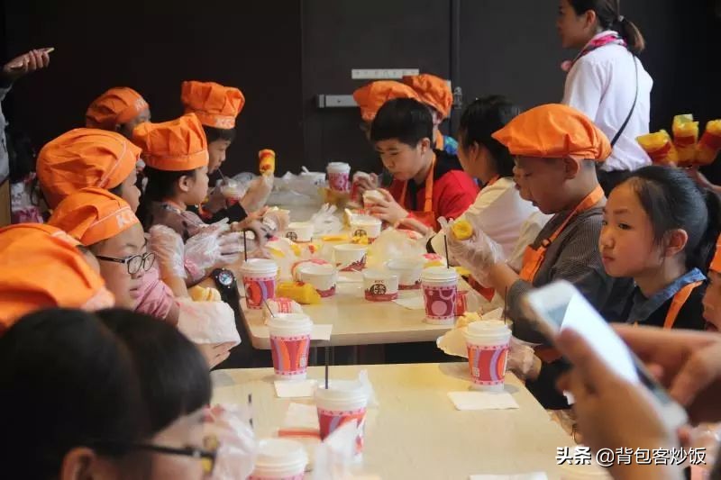 90后小伙边上大学边工作，通过这三种兼职，大学四年赚了近十万元