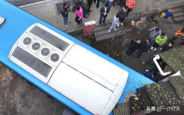 竖路对着宅门是什么意思,竖路对着宅好不好