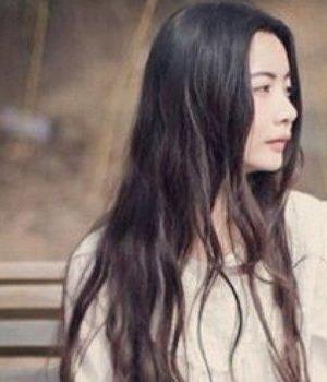 国字型脸女生什么发型好看,国字脸的女生什么发型好看