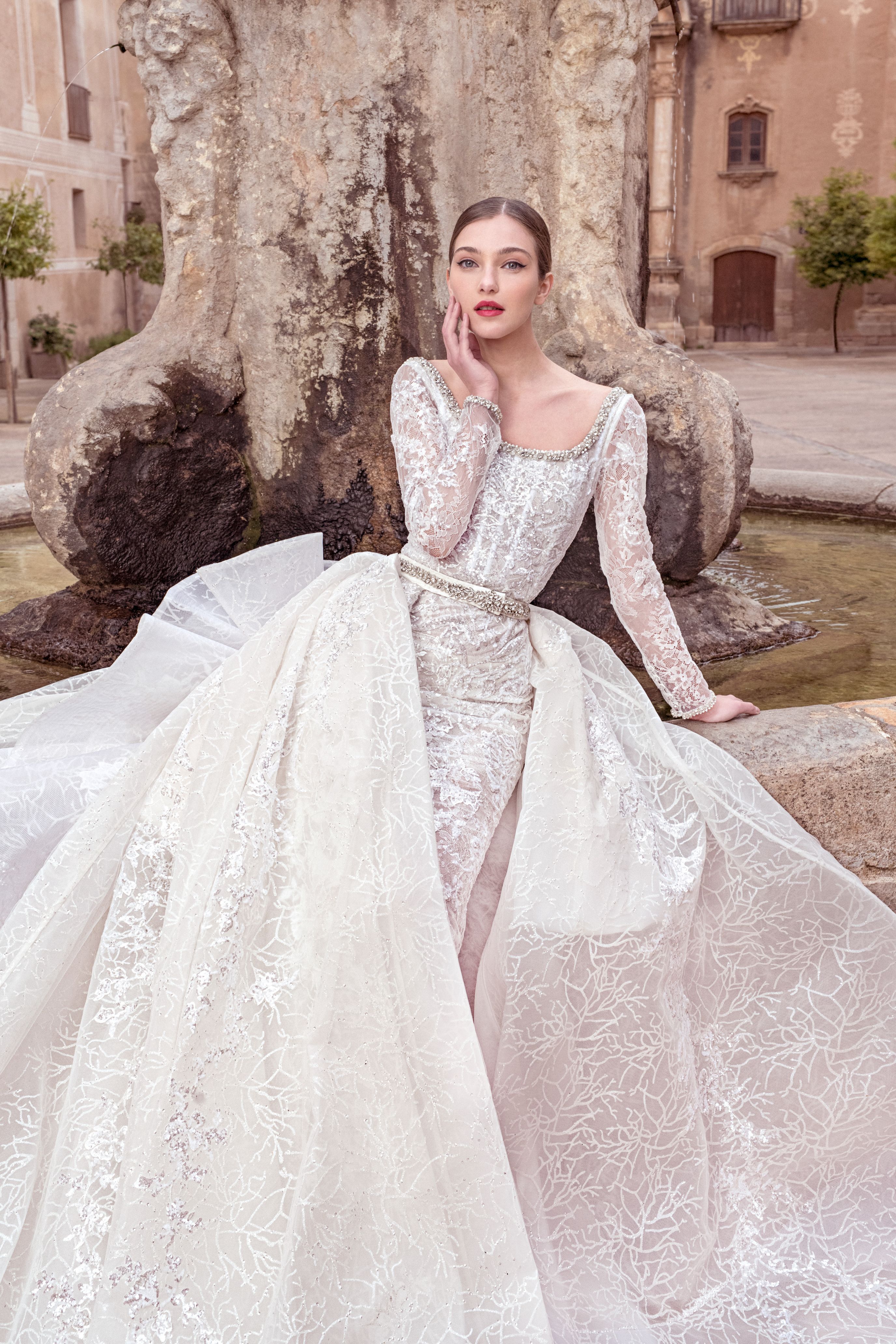 世界顶级婚纱高级定制,婚纱高级定制设计