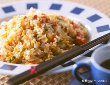 督脉灸对痛风有帮助吗,痛风发作吃黄焖鸡可以吗