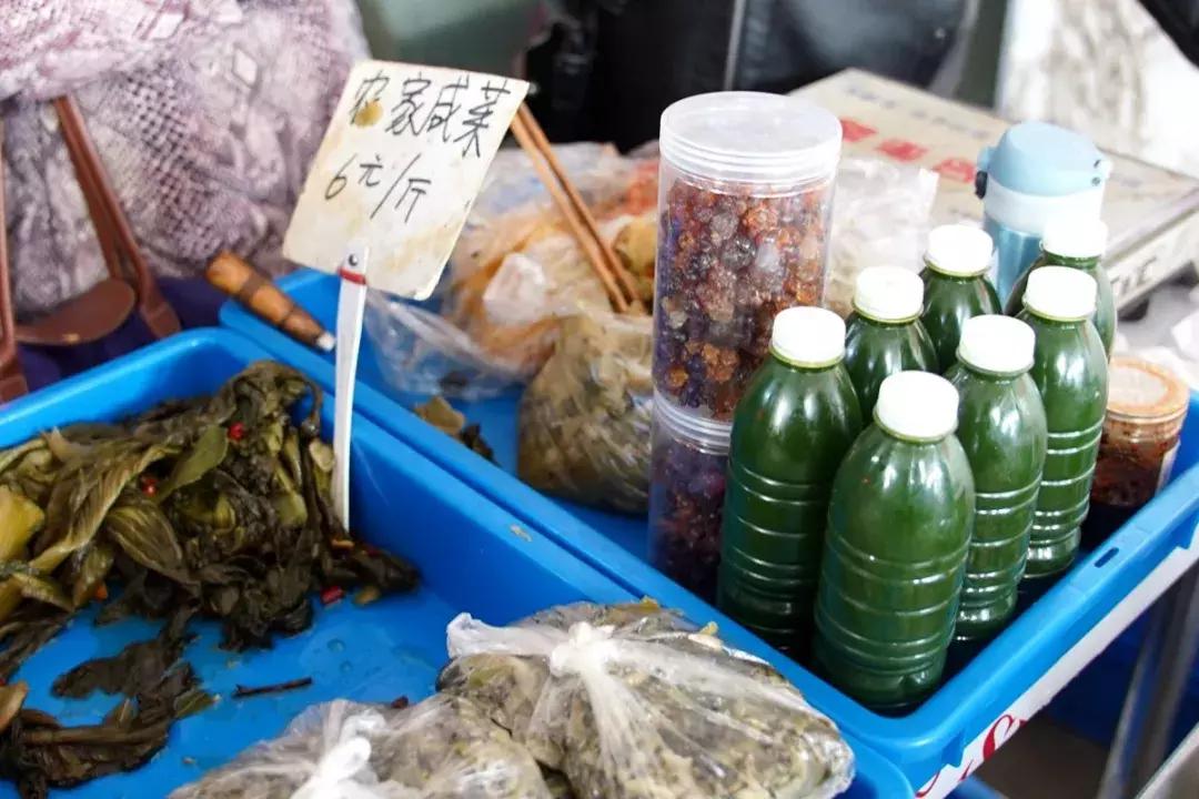 年味｜带上小拖车跟我走！这里买年货实惠好吃