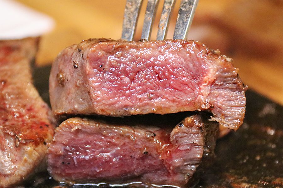 超大号战斧牛排现烤现吃,最过瘾的战斧牛排