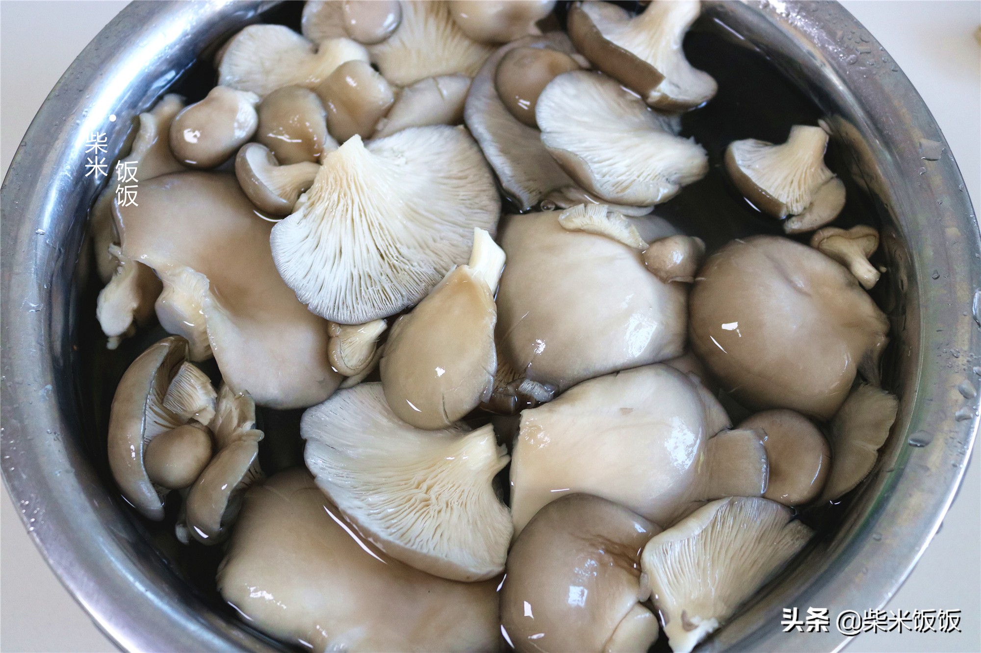 蘑菇的神仙用法,蘑菇不炒着吃教你一个新吃法