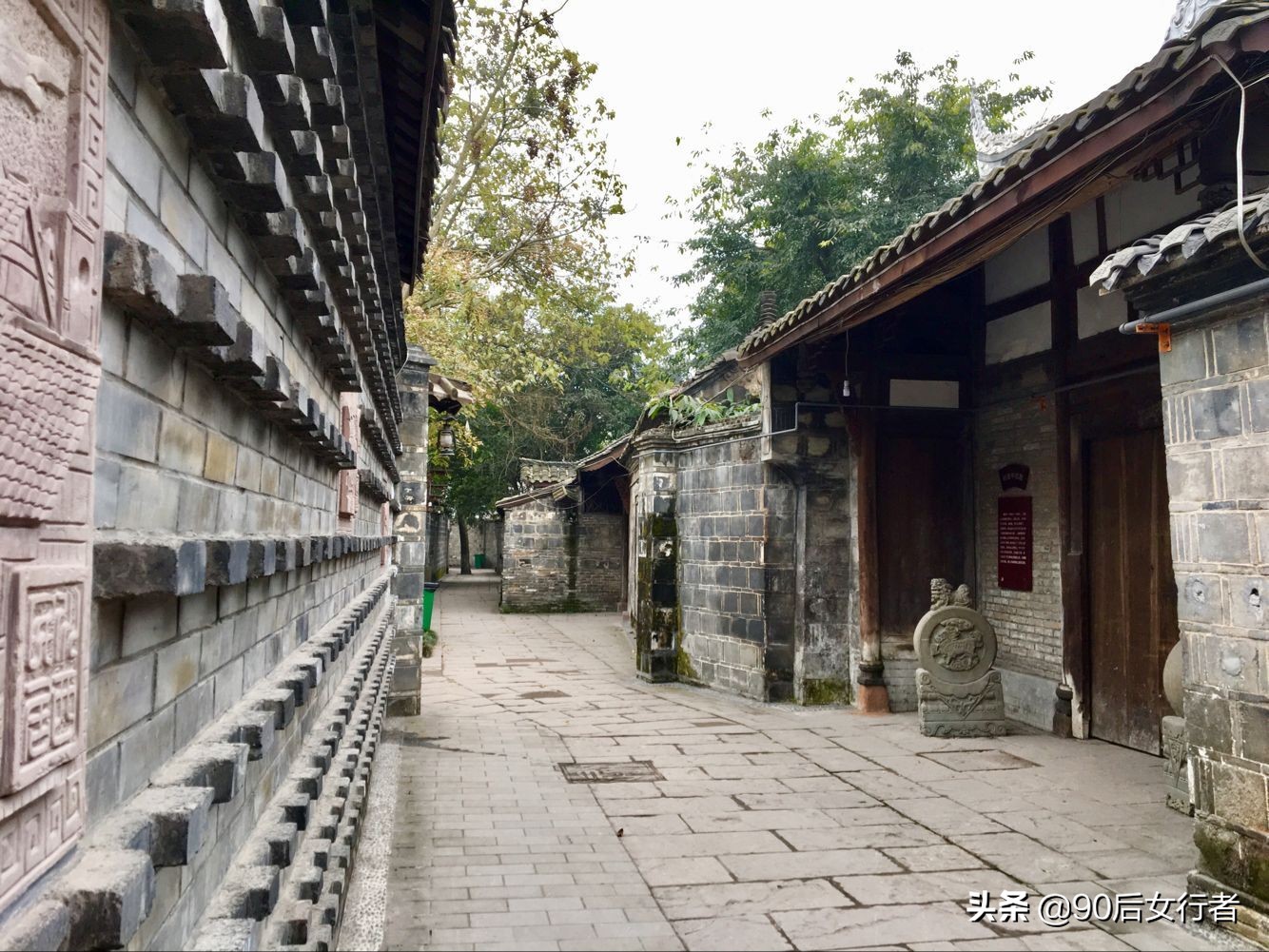 成都是一座古老而年轻的文化古城,成都历史文化老街