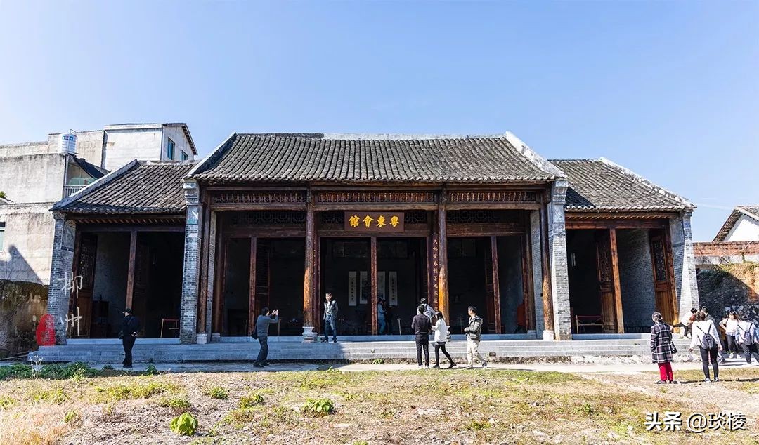 手里拿的不是大刀?最有文化的关二爷竟然藏在个古镇里