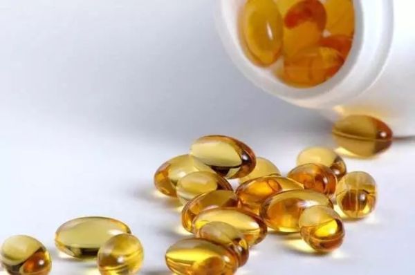 深海鱼油与鱼肝油有什么区别,鱼肝油和深海鱼油哪个祛黑色素好