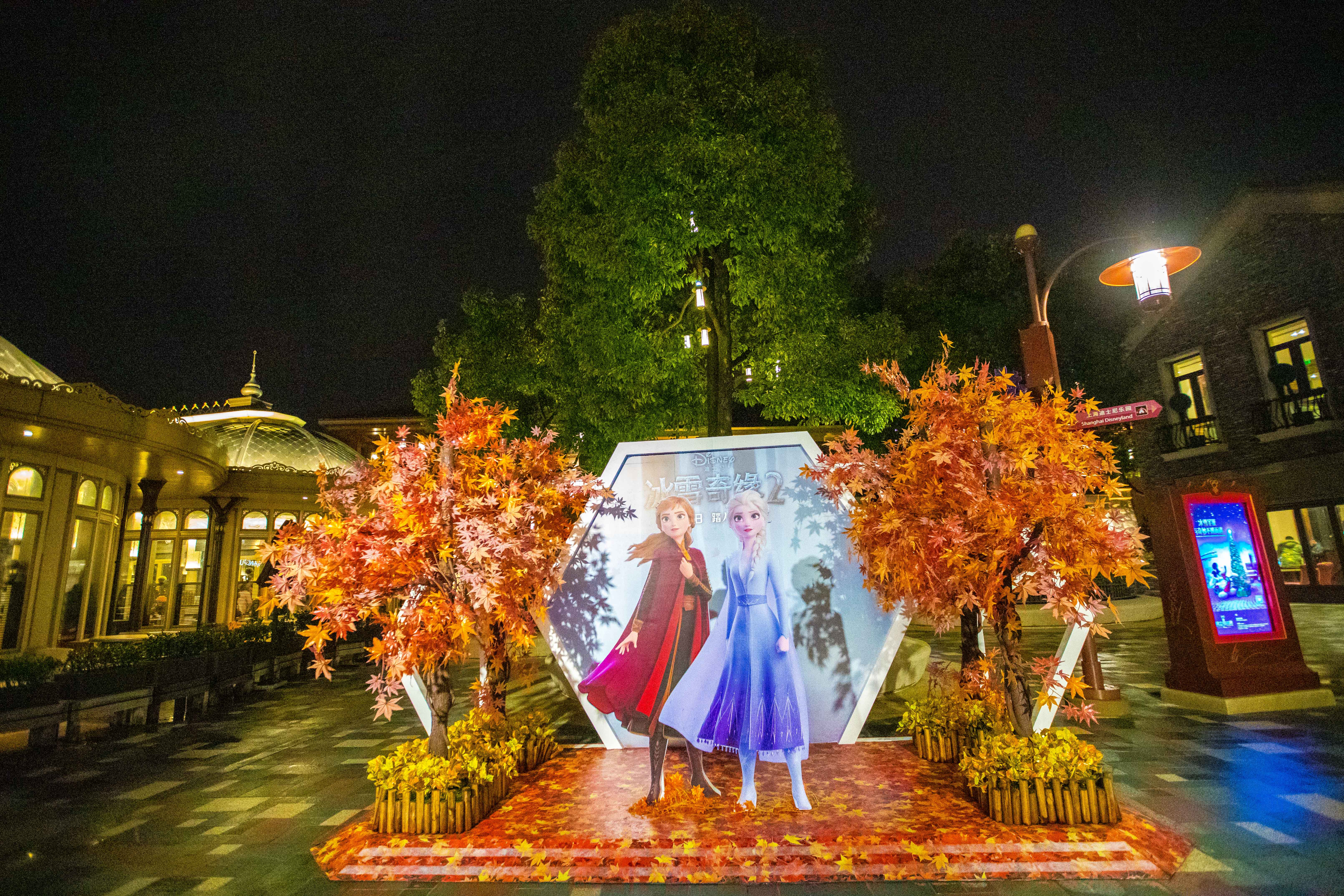 去上海迪士尼住哪儿性价比高,上海迪士尼住宿游玩攻略