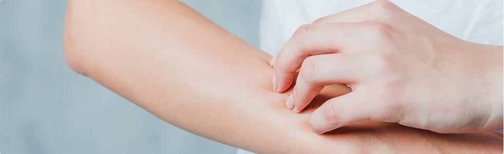 皮肤痒却不知道在哪里,皮肤瘙痒为什么老看不好