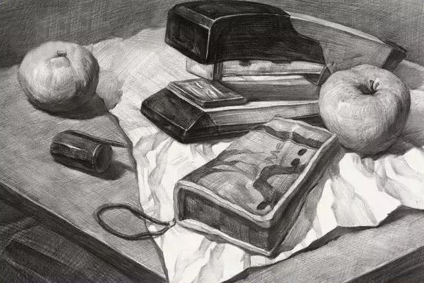 素描衬布的画法和步骤,你掌握了平面图的绘画方法了吗