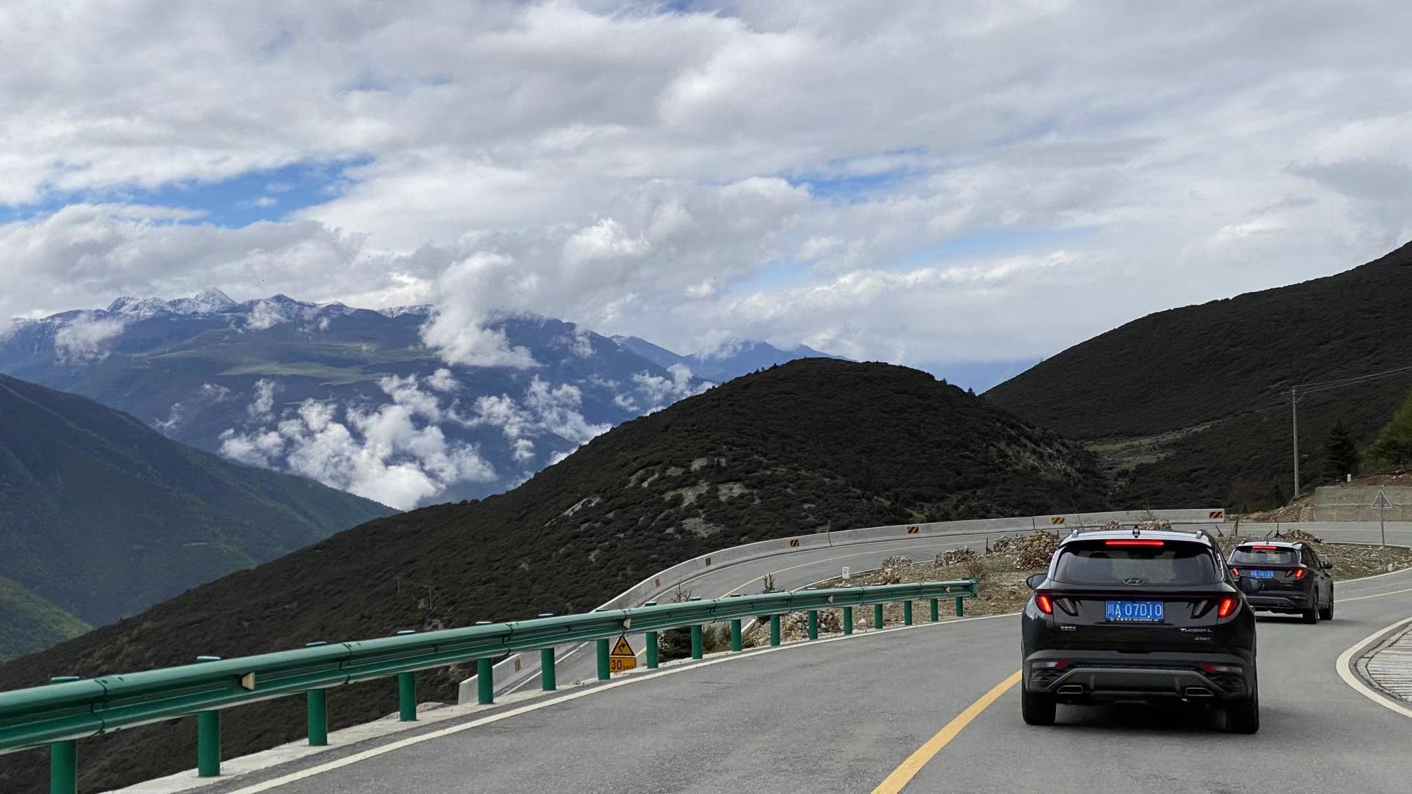 第五代途胜8at爬坡视频,第五代途胜应该注意怎样磨合