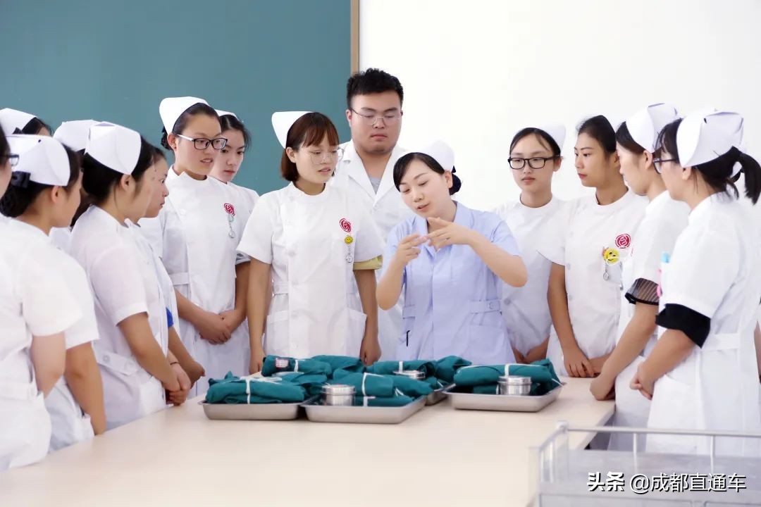 花开的季节合唱视频,花开的季节和你相遇