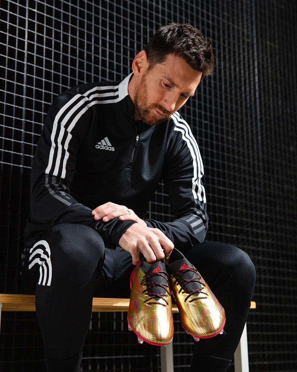 阿迪达斯足球鞋darkspark套装,阿迪达斯precision足球鞋