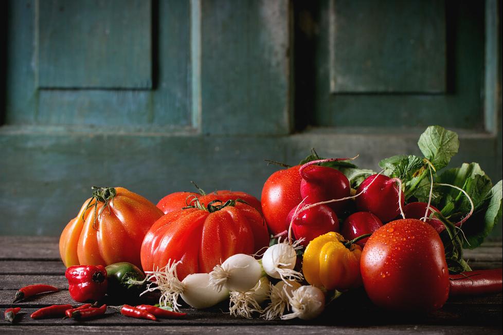 奶奶给孙子喝水中毒,奶奶给小孩吃变质东西中毒