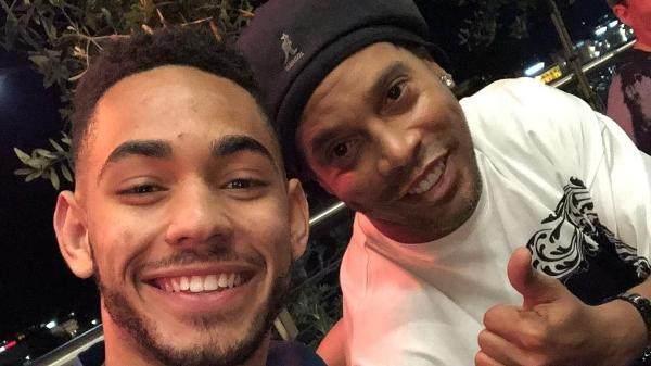 内马尔如何在足坛成就辉煌,内马尔在哪次世界杯崭露头角