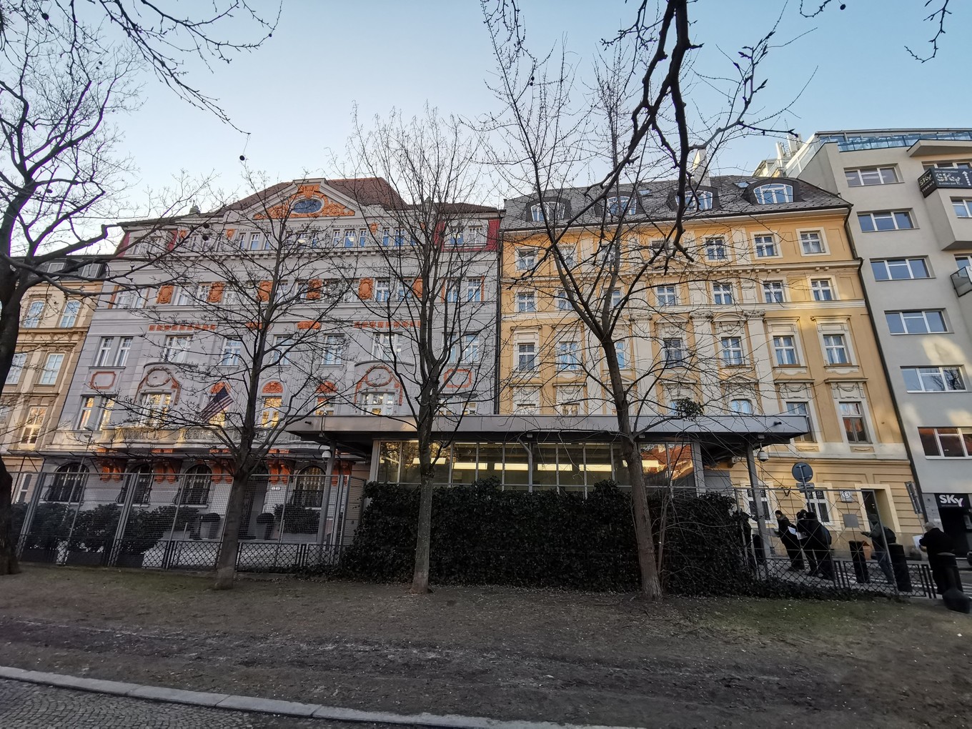 中欧旅游攻略多瑙河,中欧览秀城美食