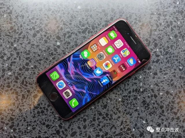 iphonese2真实使用体验,iphonese2有什么优缺点
