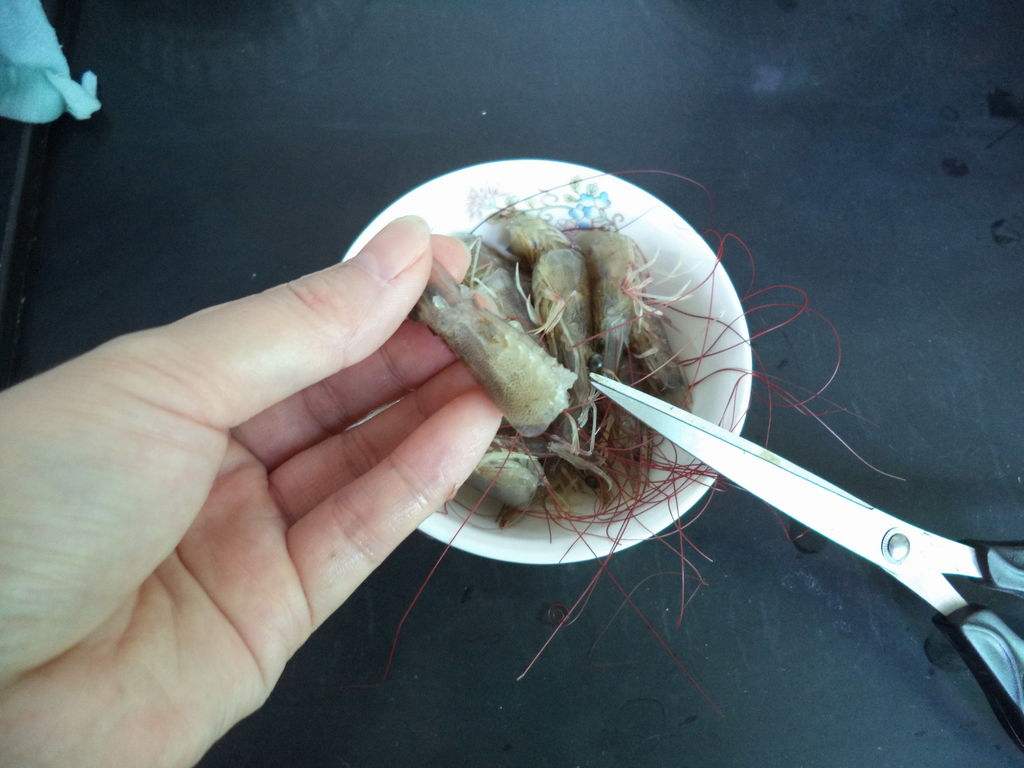 小虾头到底能不能吃权威解释,虾头到底能吃不