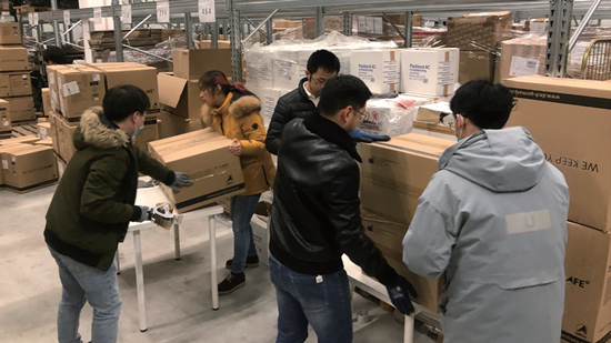 疫情中的青年力量红色视频,疫情之下海外留学生现状