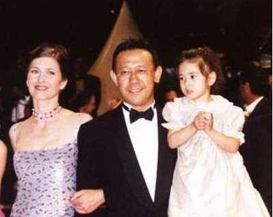 陈国军刘晓庆姜文三人照片,陈国军找姜文谈话