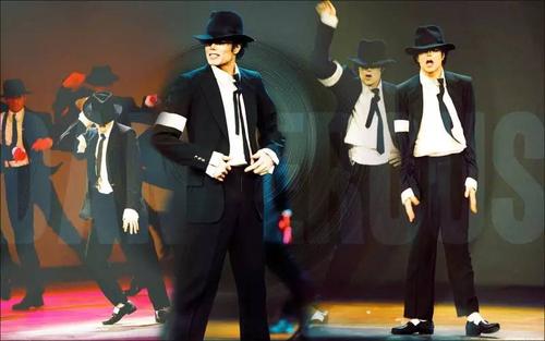 迈克尔杰克逊的传奇故事,迈克尔杰克逊一生传奇故事