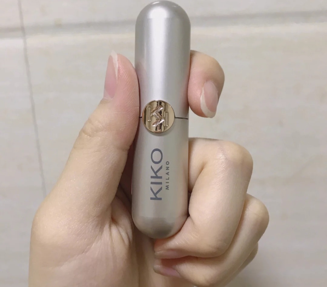 3ce透明口红unstainedred新色,3ce烟管口红fluffyred和mac316