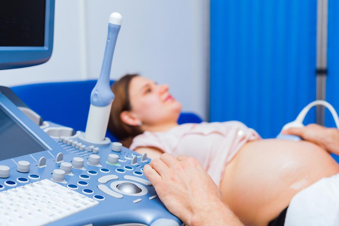 打掉小孩是不是很残忍,打掉孩子是不是要吃药