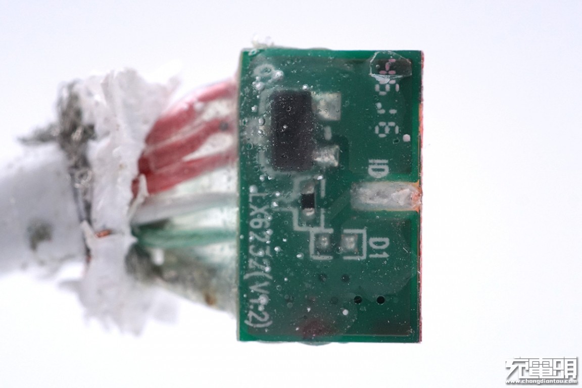 华为usb充电线拆解,华为40w快充数据线拆解构造