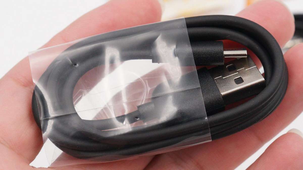 “唱吧K歌宝,头大就是好”,小巨蛋家庭KTVP6拆解报告