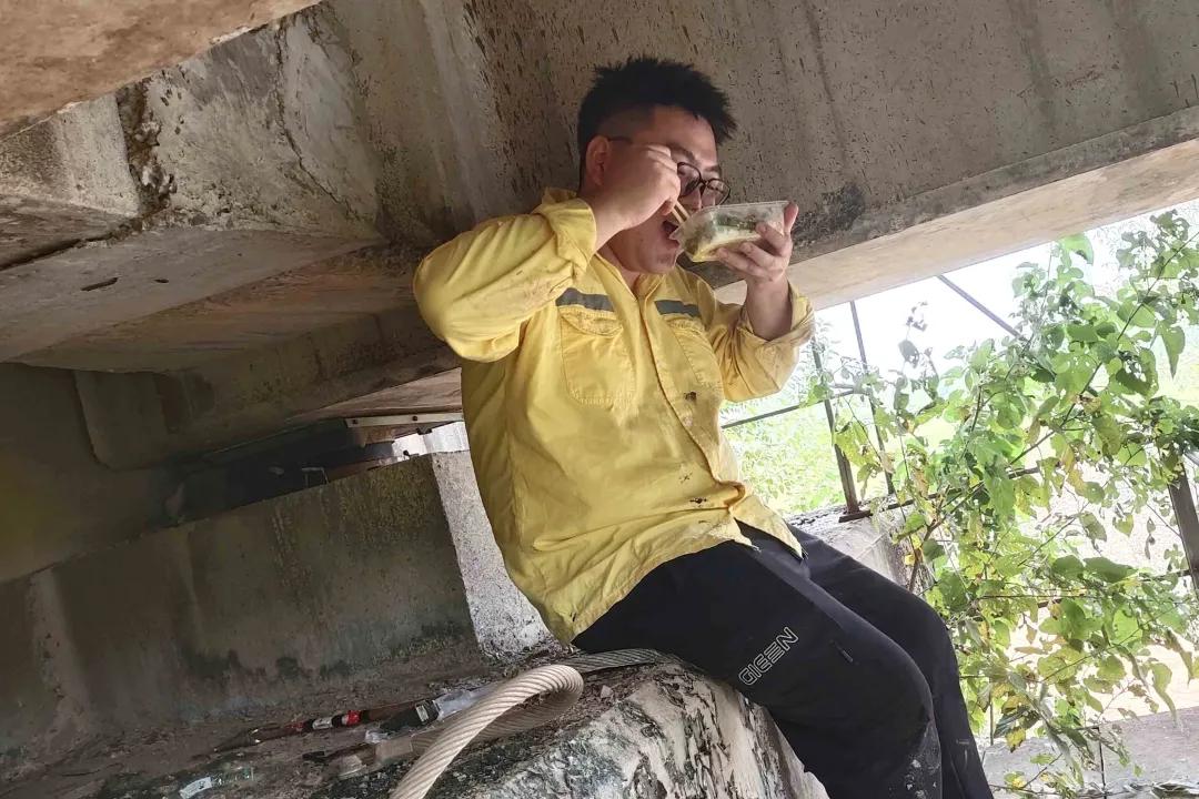 铁轨的施工和养护,地铁钢轨养护