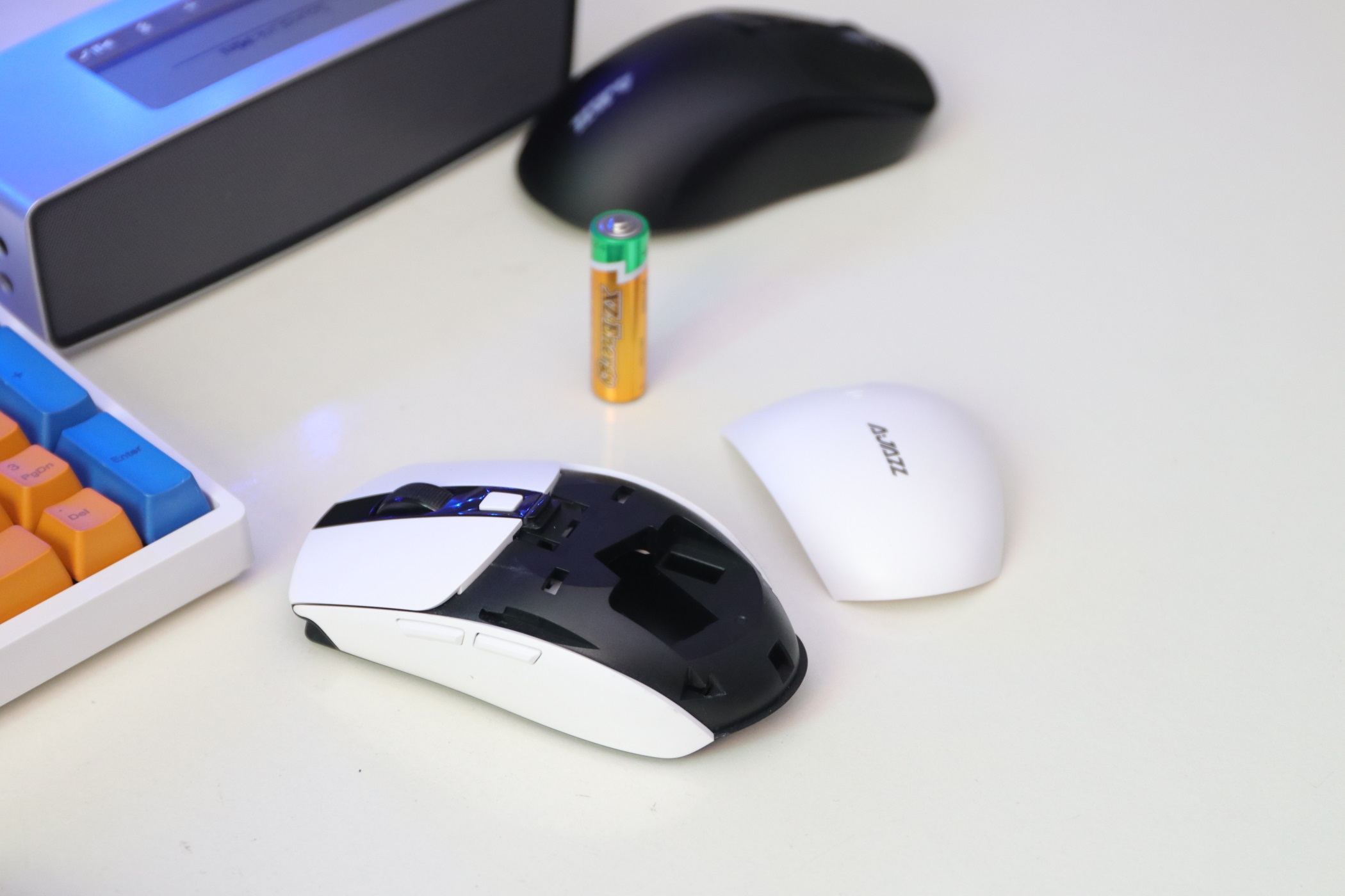 英菲克无线鼠标是国产的吗,既能有线又能无线电竞鼠标推荐