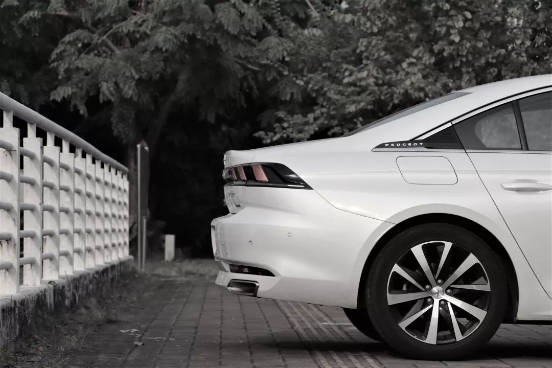 标致508l现身说法到底何为好车 (标致508l到底值不值得购买)