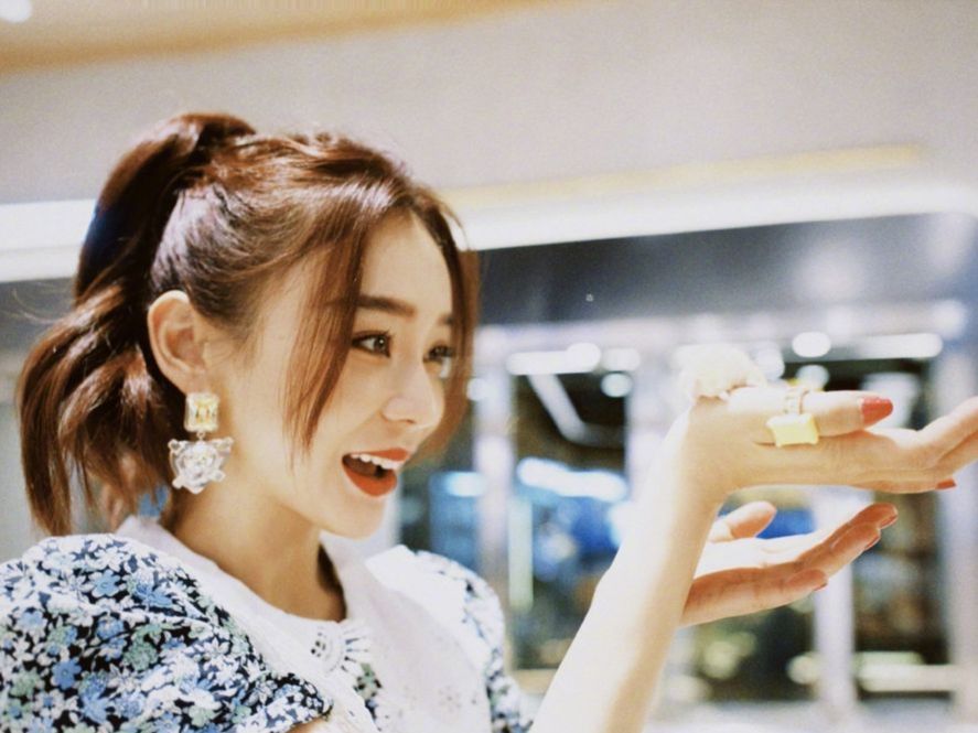 袁姗姗被于正力捧是什么时候,于正为什么力捧袁姗姗