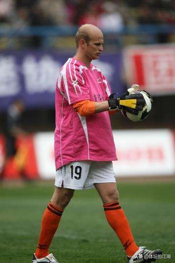 中国足球联赛门将外援,中国加盟五大联赛的门将