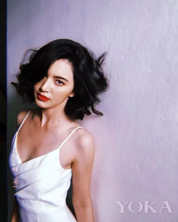 泰国第一美人热巴,泰国比利时混血神颜