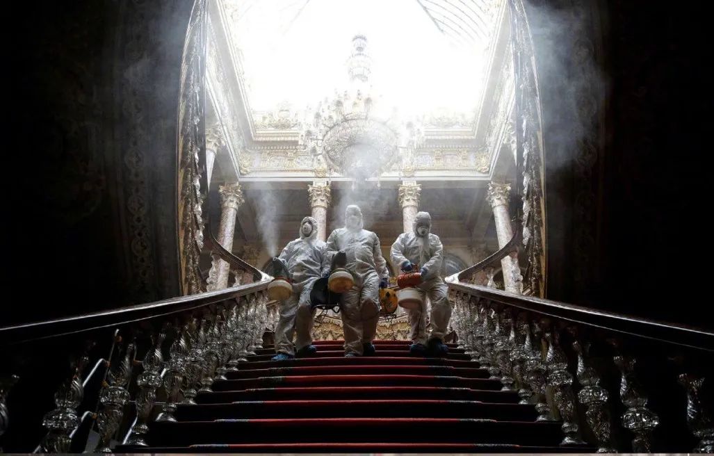 我不相信女性可以通过买买买来提升社会地位|造访·戴锦华