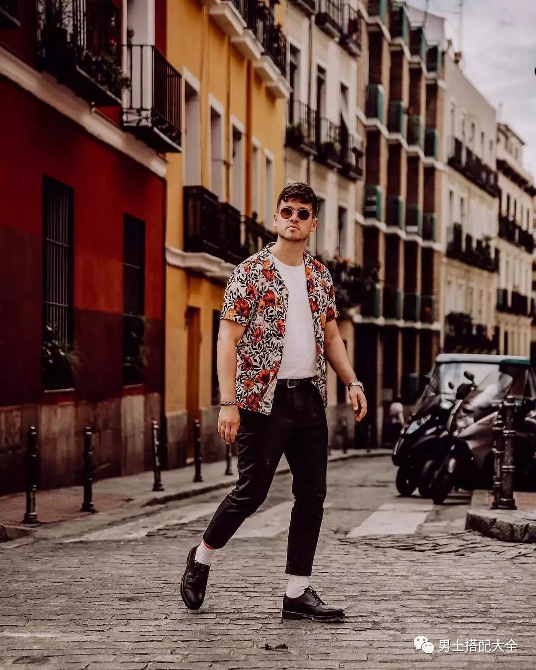 袜子也能搭配出潮流,选对袜子比穿好鞋更重要