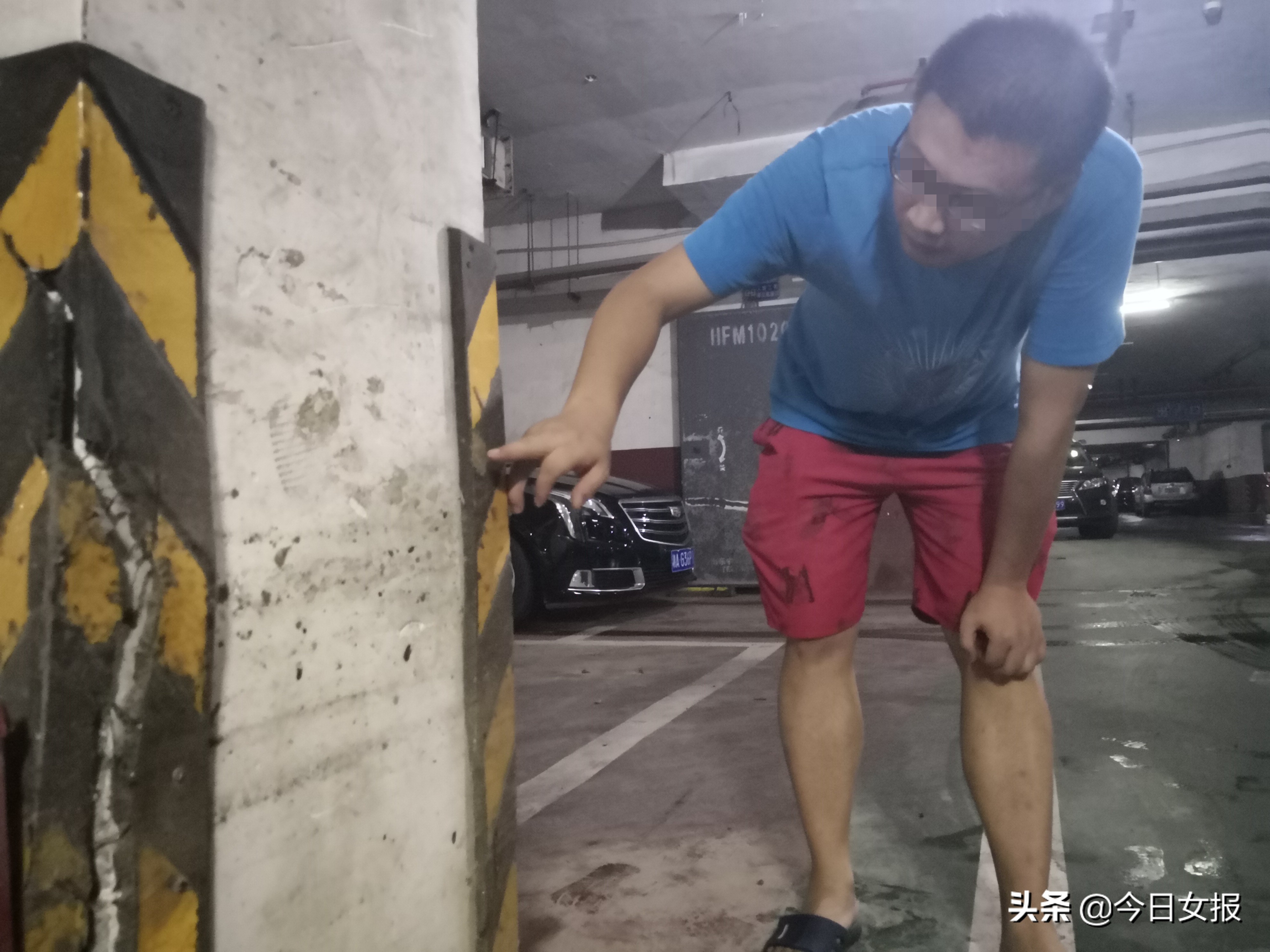 长沙违停遭车主锁喉,长沙女子开车违停后续