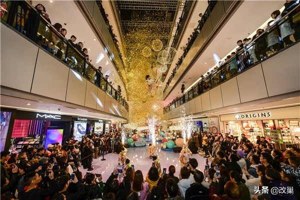 龙湖天街是什么样的综合体,开一个店火一座城