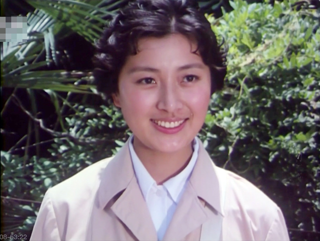 美女陈以心照片,演员王伟平与妻子