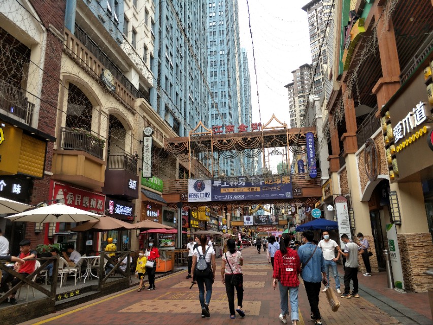 南宁三个万达人流对比,南宁江南万达几点人多