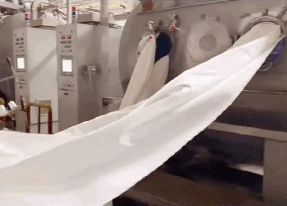 窗帘甲醛用水洗可以洗掉吗,窗帘用水洗了之后甲醛还多吗