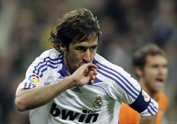 世界足坛历史十大中锋排名,现役世界10大前锋