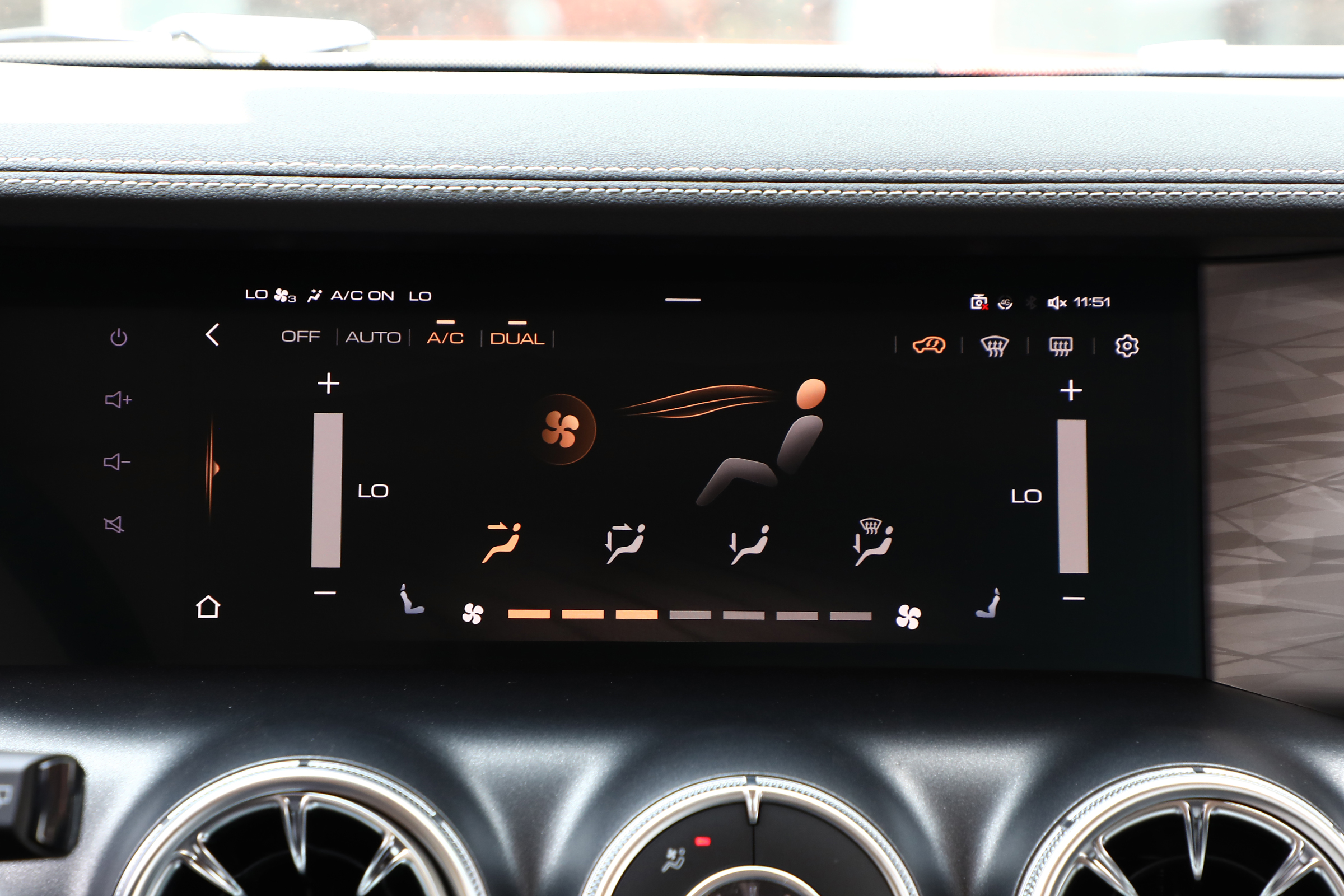 2023款坦克300越野版,坦克300落地价2023款