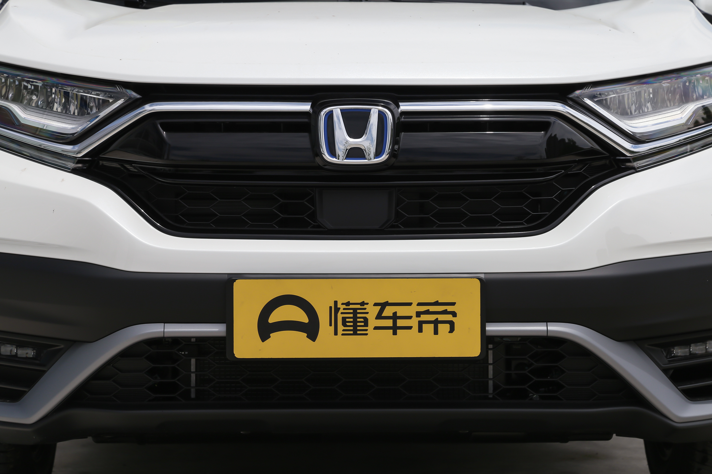 本田crv新车漆面裂纹,本田crv玻璃开裂怎么办