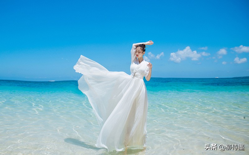 度假风连衣裙拍照姿势技巧,夏日裙子摄影