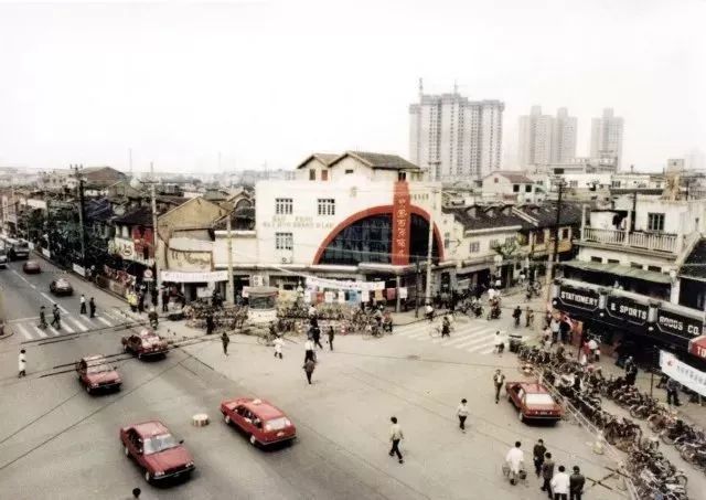 外环都冲9万、10万了，这个内环内的洼地板块不香吗？