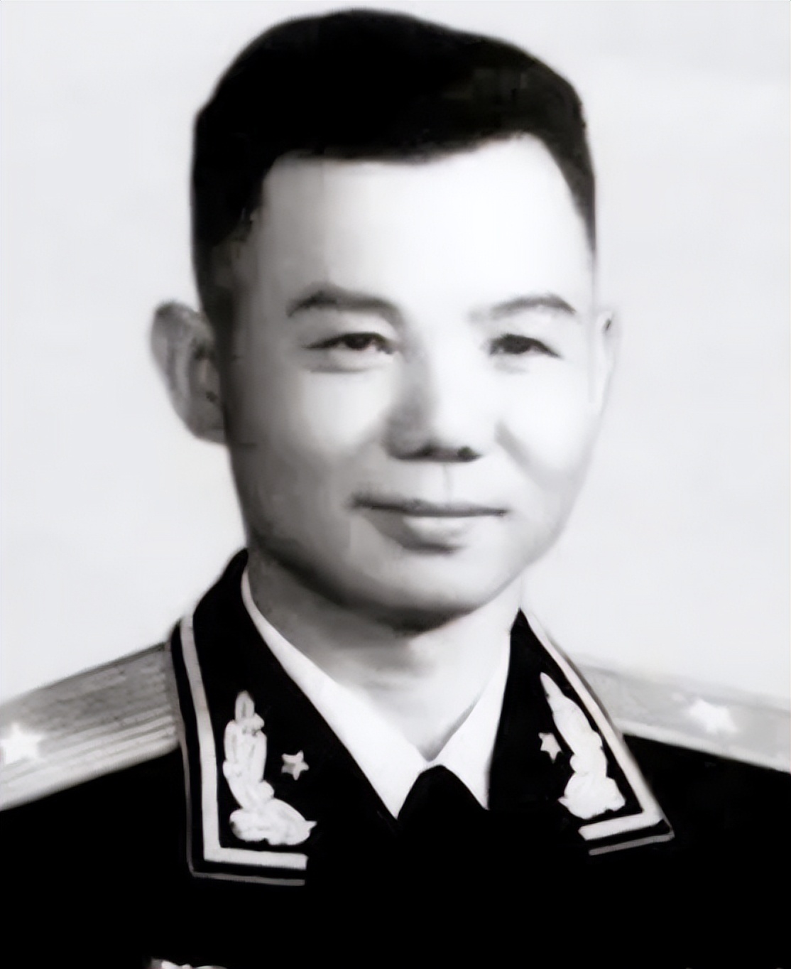 86年*伯承刘**逝世，邓公审定追悼会名单后催促：快给武汉军区打电话