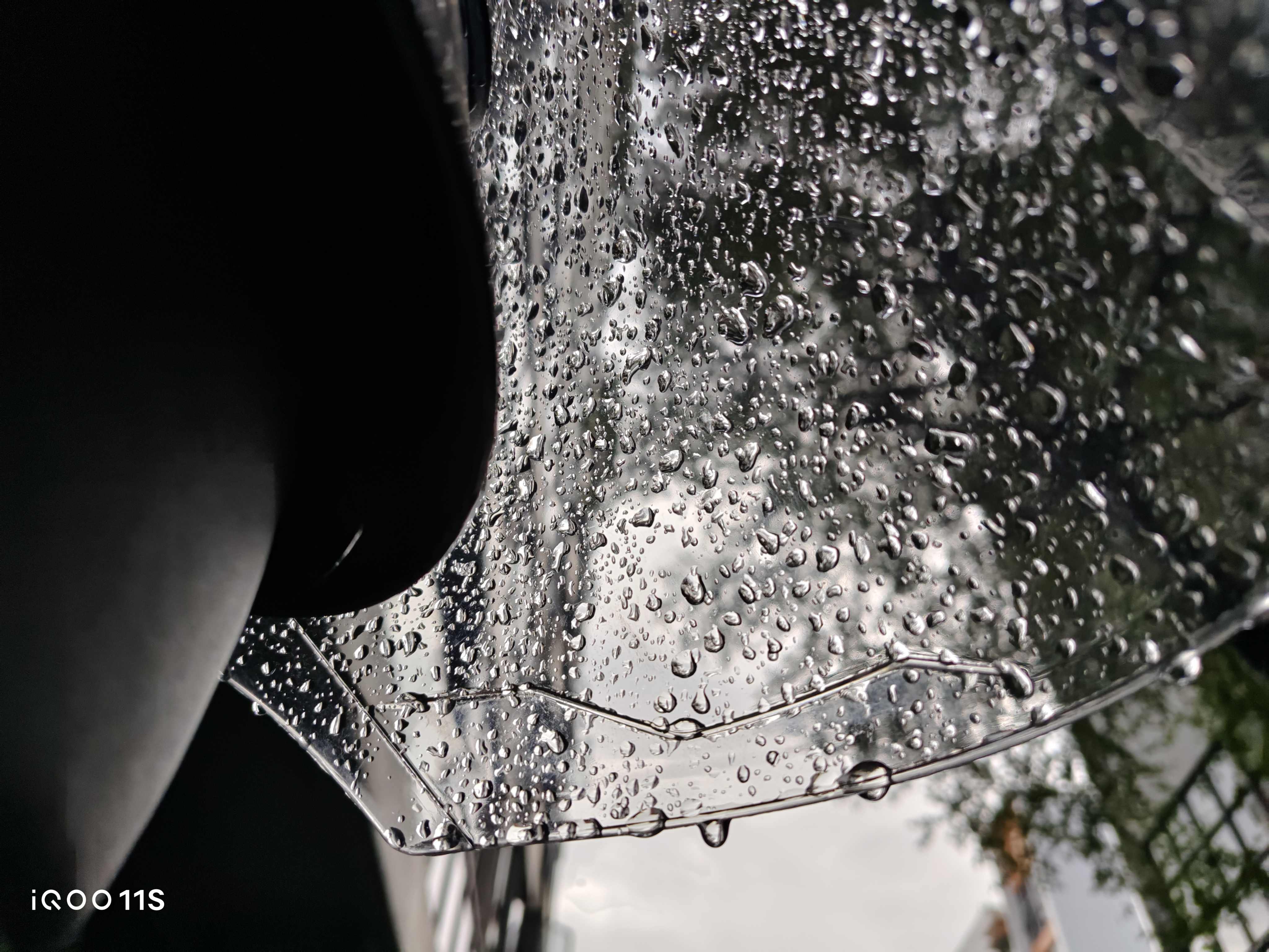 iqoo11s发布价格,iqoo11s值不值得买