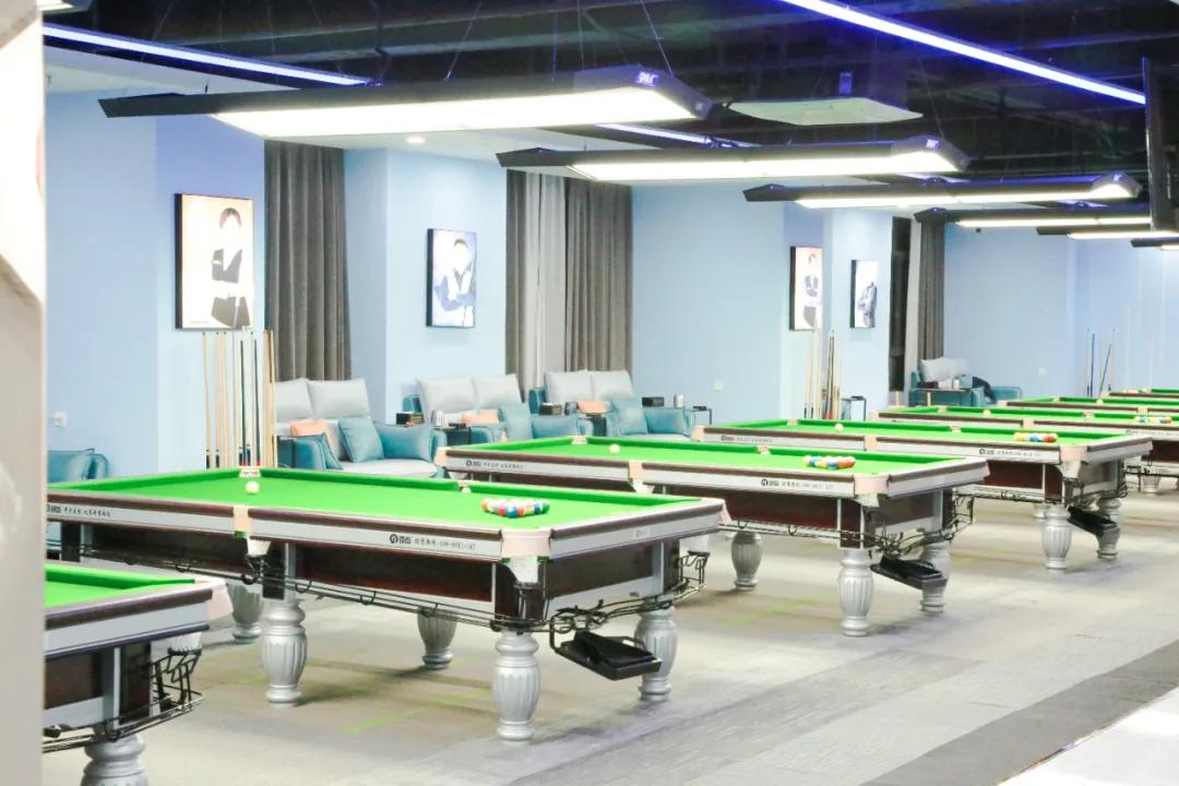 新人限免，壕派充送！玩“追分”，就来这家追分璟点台球俱乐部